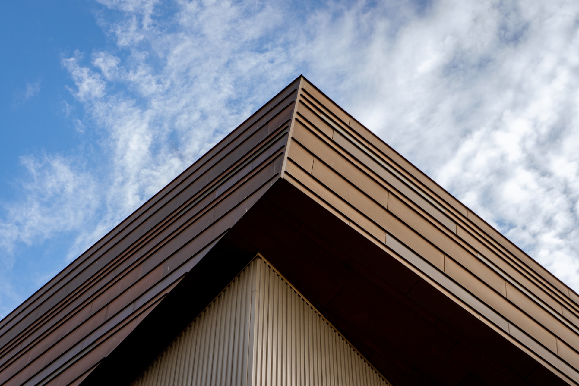 Maximizing Efficiency: Tips for a Faster Roof and Siding Repair in Marblehead, MA